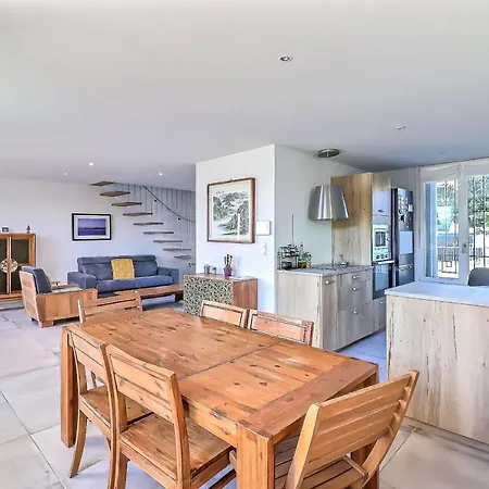 L'inattendu - Piscine - Clim *