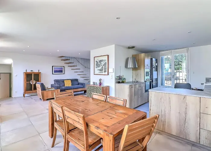 L'inattendu - Piscine - Clim *